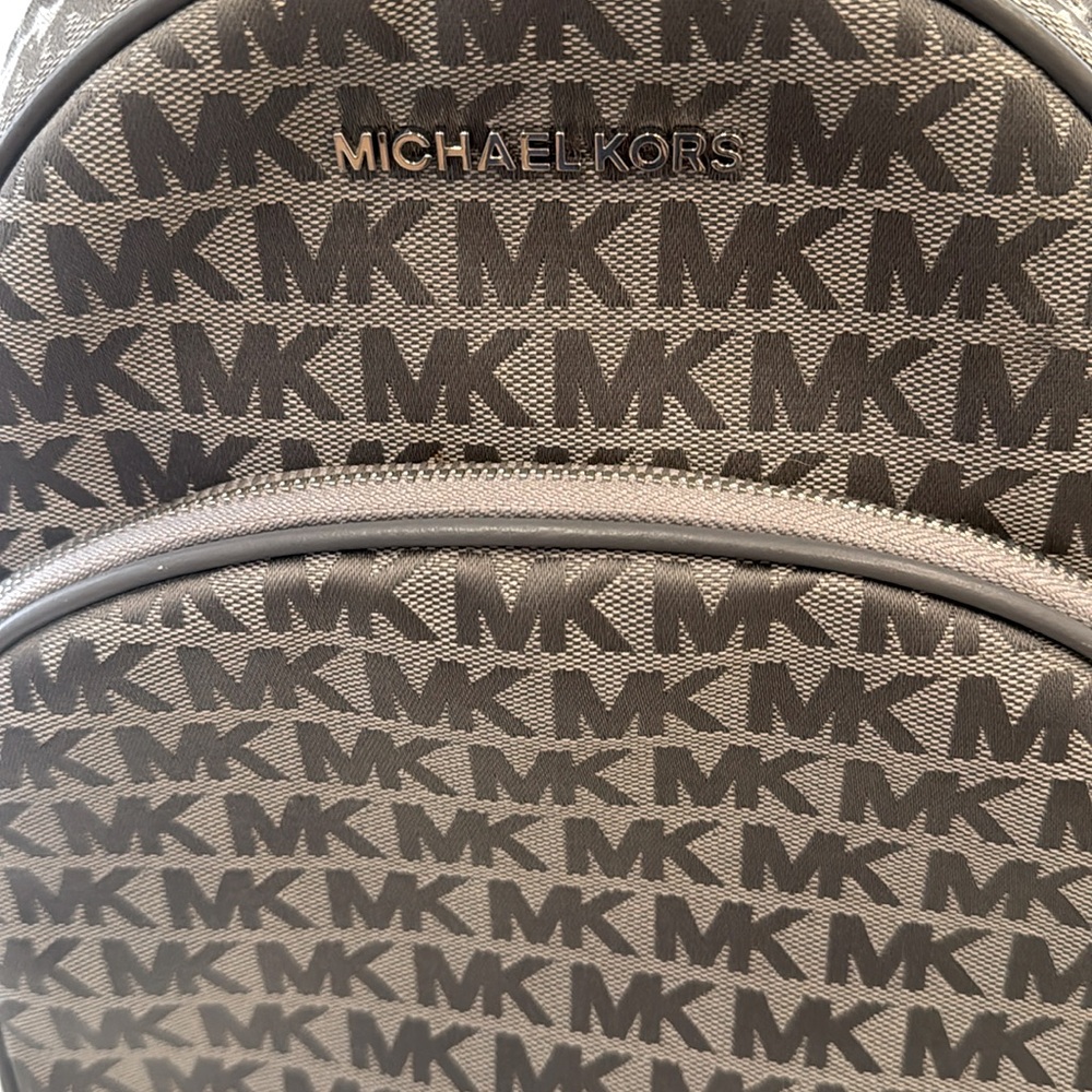 Michael Kors Signature Backpack - Picture 2 of 4